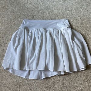 White OFFLINE By Aerie All Aces Tennis Skort Medium